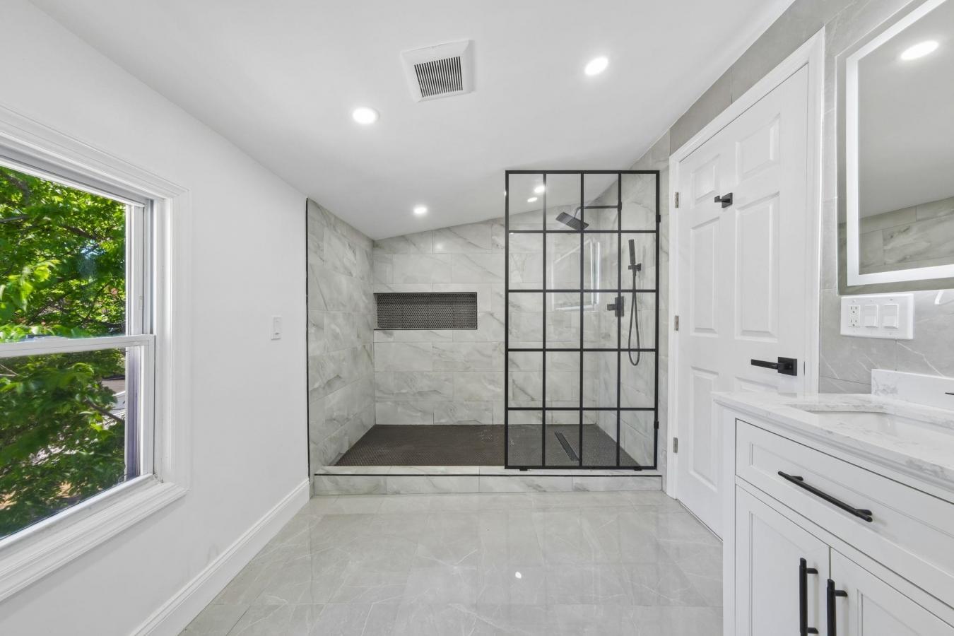 42 Passaic Avenue, Jersey City, Hudson, 07307, United States, 3 Bedrooms Bedrooms, ,3 BathroomsBathrooms,Residential,For Sale,42 Passaic Avenue,260010857