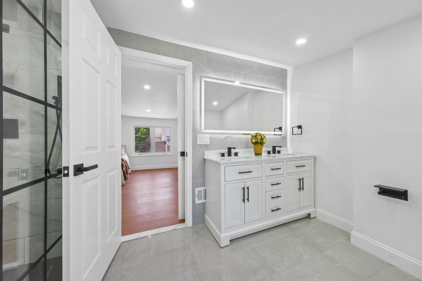 42 Passaic Avenue, Jersey City, Hudson, 07307, United States, 3 Bedrooms Bedrooms, ,3 BathroomsBathrooms,Residential,For Sale,42 Passaic Avenue,260010857