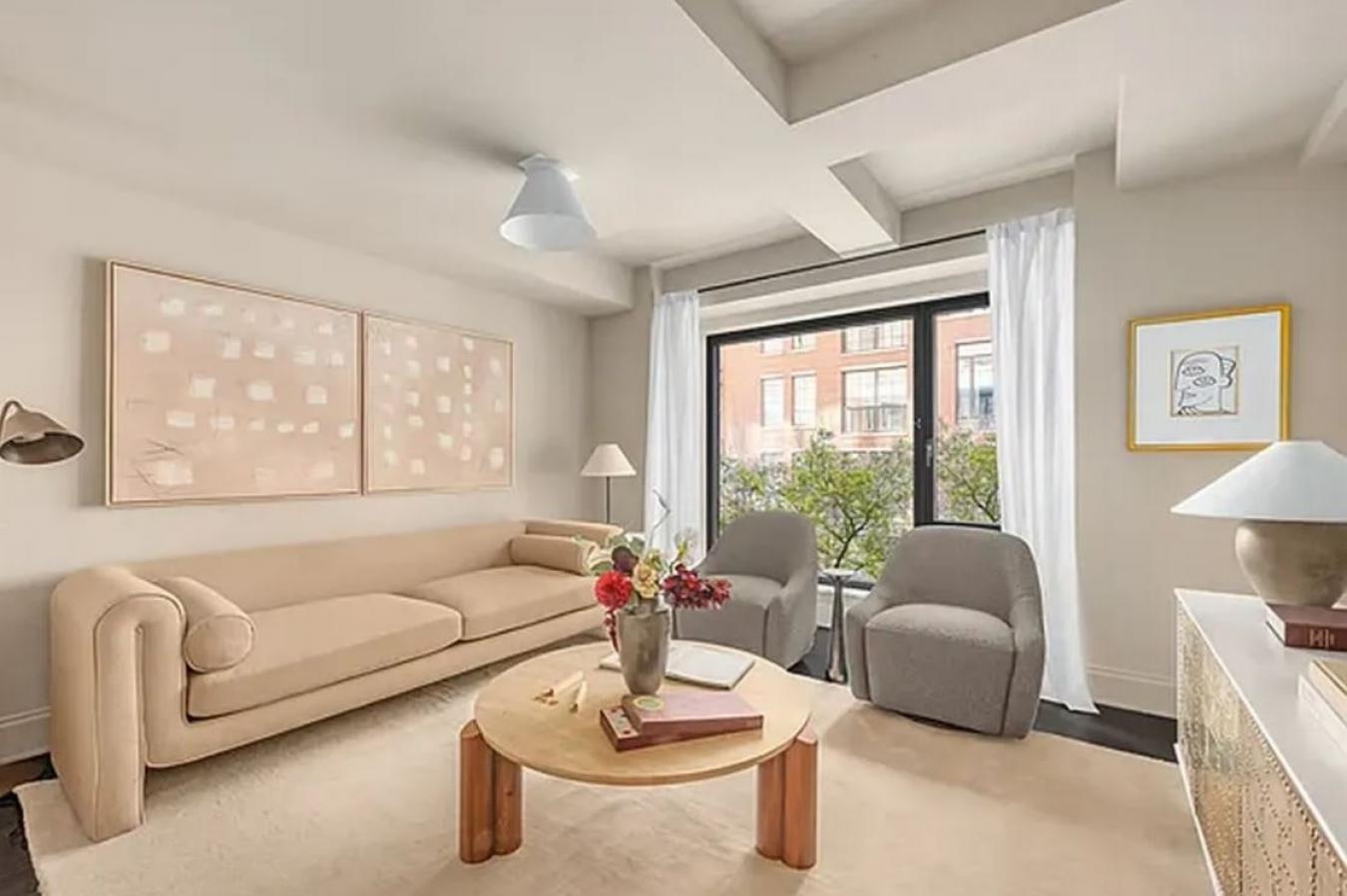 Spanning over 4,200 square feet, this exceptional five-bedroom, five-a – image 13