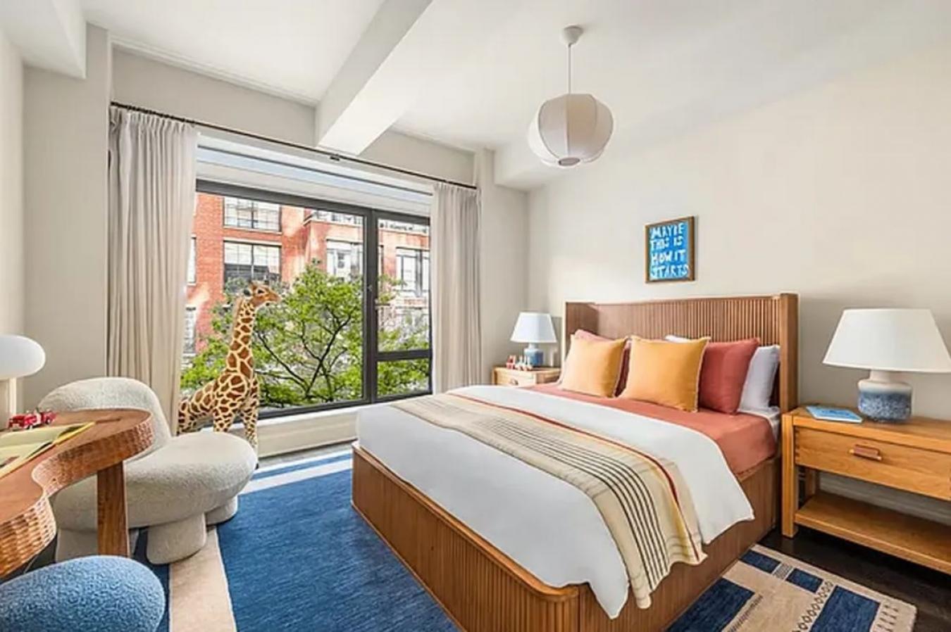 Spanning over 4,200 square feet, this exceptional five-bedroom, five-a – image 14