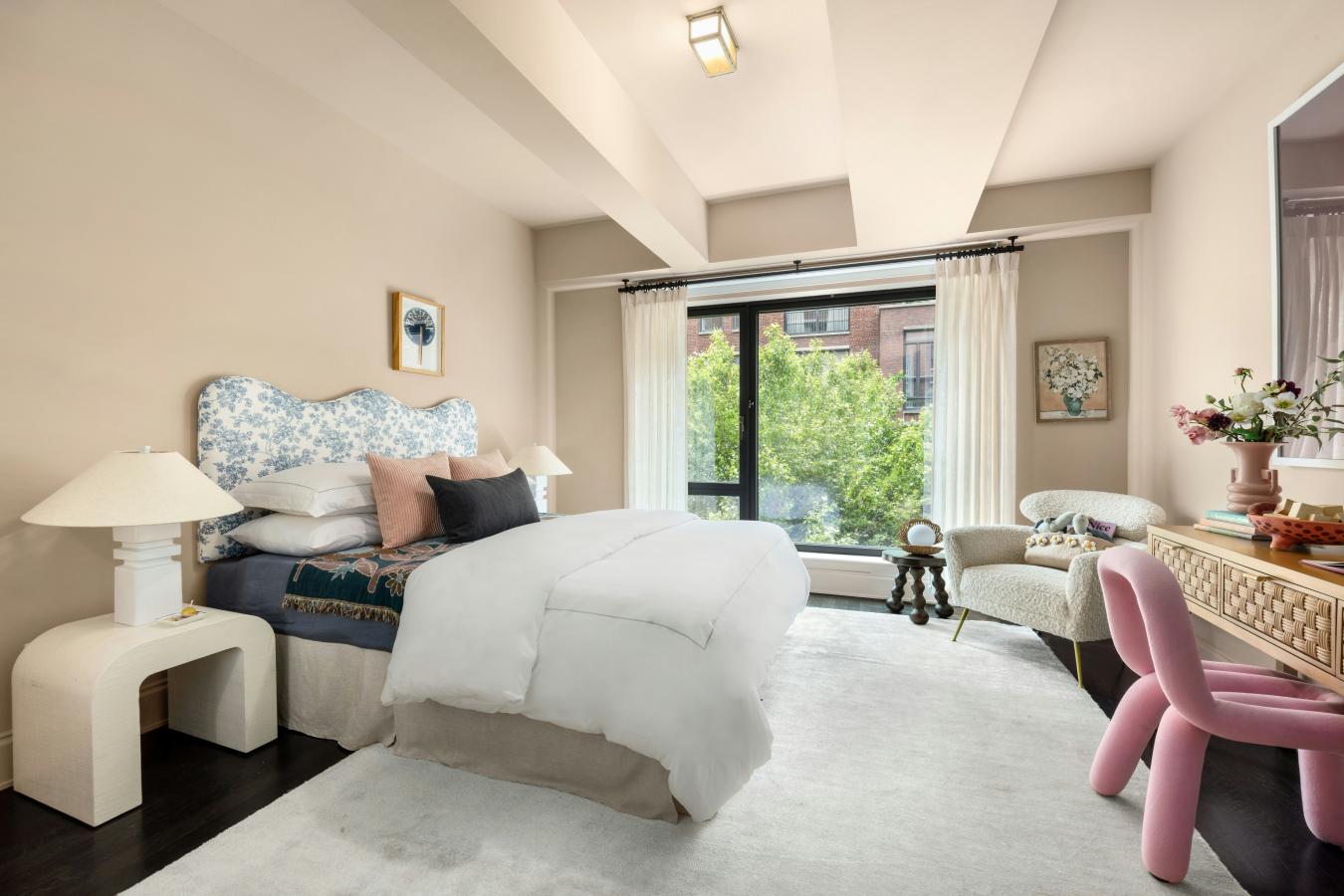 Spanning over 4,200 square feet, this exceptional five-bedroom, five-a – image 16