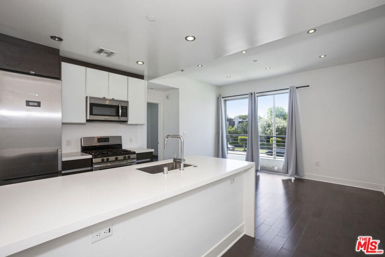Want the atmosphere of Playa Vista, without the crowds? This is for yo – image 12
