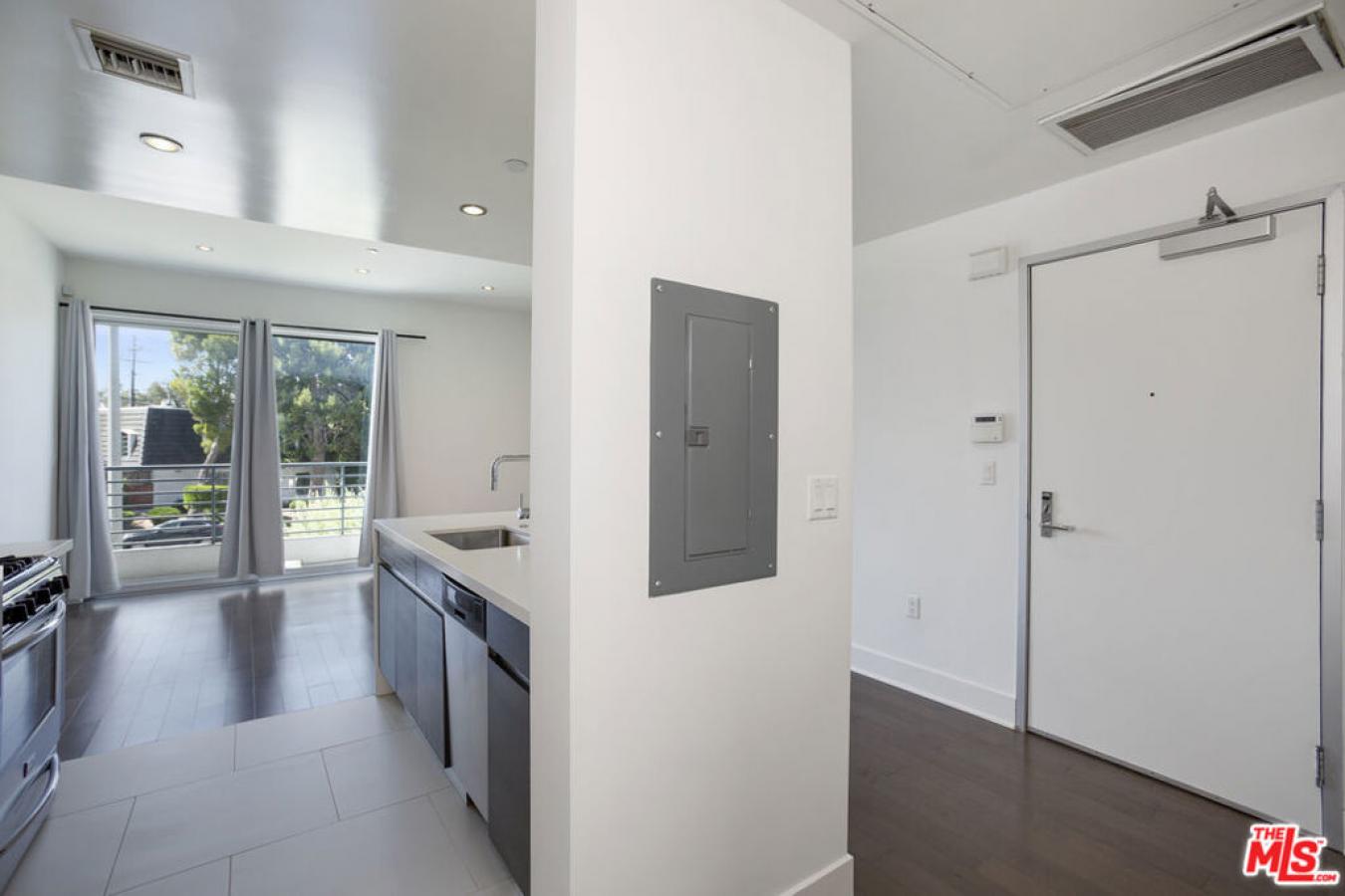 Want the atmosphere of Playa Vista, without the crowds? This is for yo – image 15