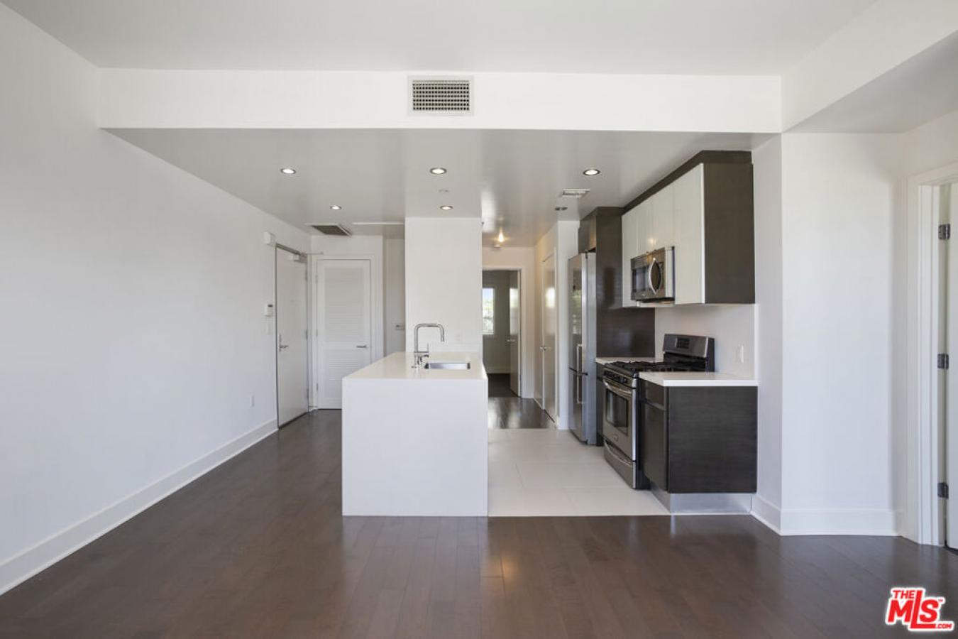 Want the atmosphere of Playa Vista, without the crowds? This is for yo – image 5