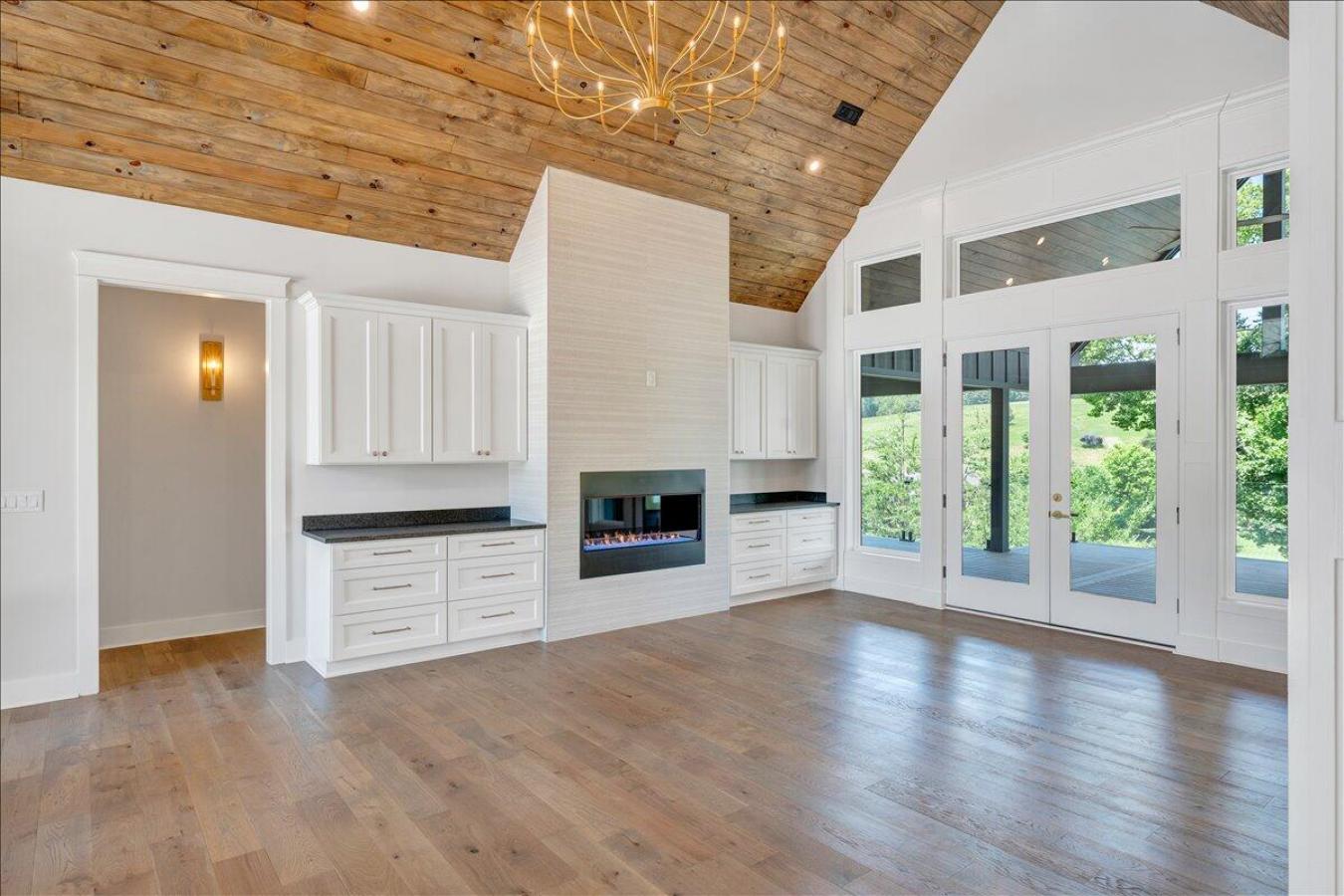 775 Compass Cove, Moneta, Franklin County, 24121, United States, 5 Bedrooms Bedrooms, ,5 BathroomsBathrooms,Residential,For Sale,775 Compass Cove,927232