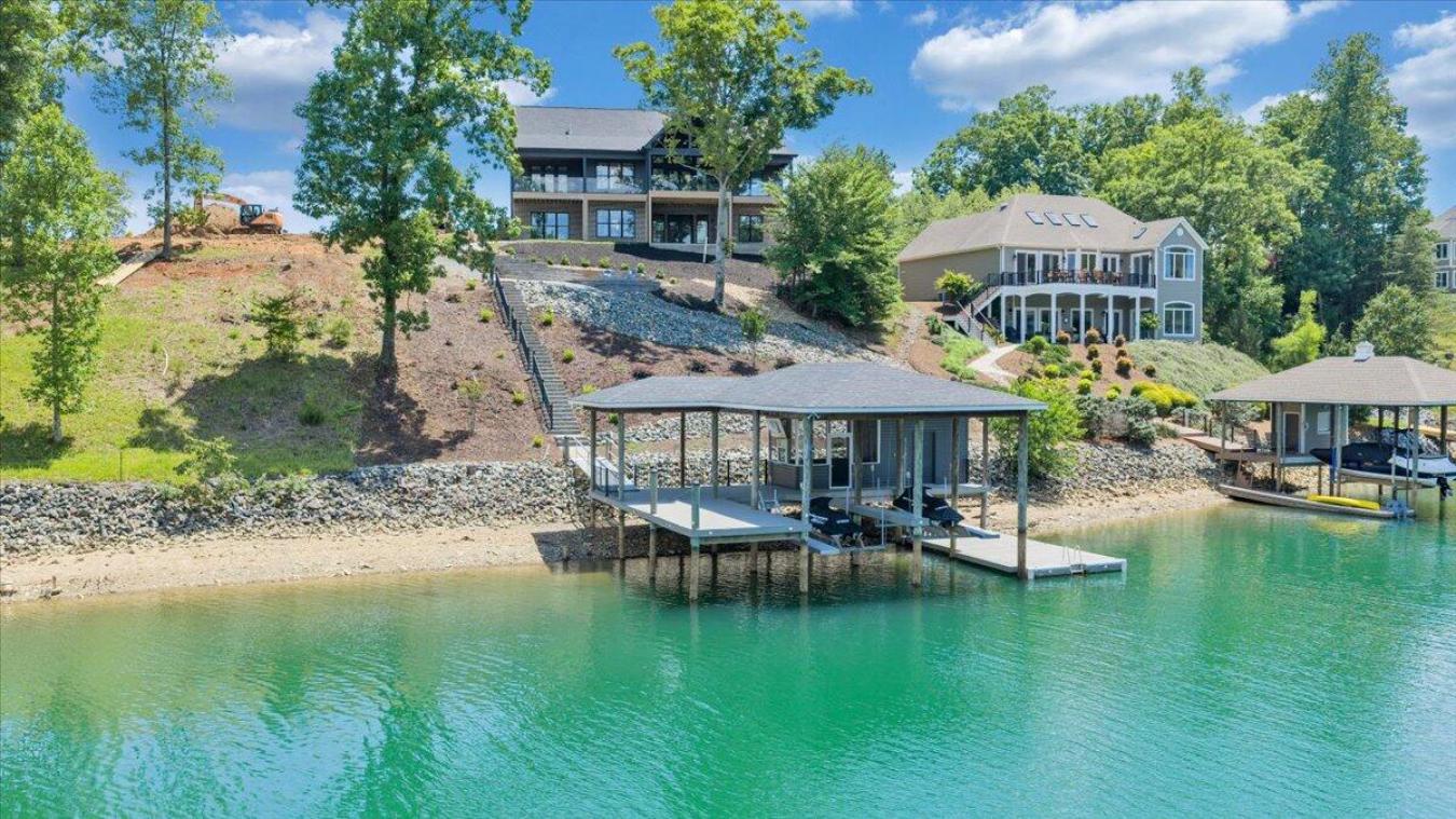 775 Compass Cove, Moneta, Franklin County, 24121, United States, 5 Bedrooms Bedrooms, ,5 BathroomsBathrooms,Residential,For Sale,775 Compass Cove,927232