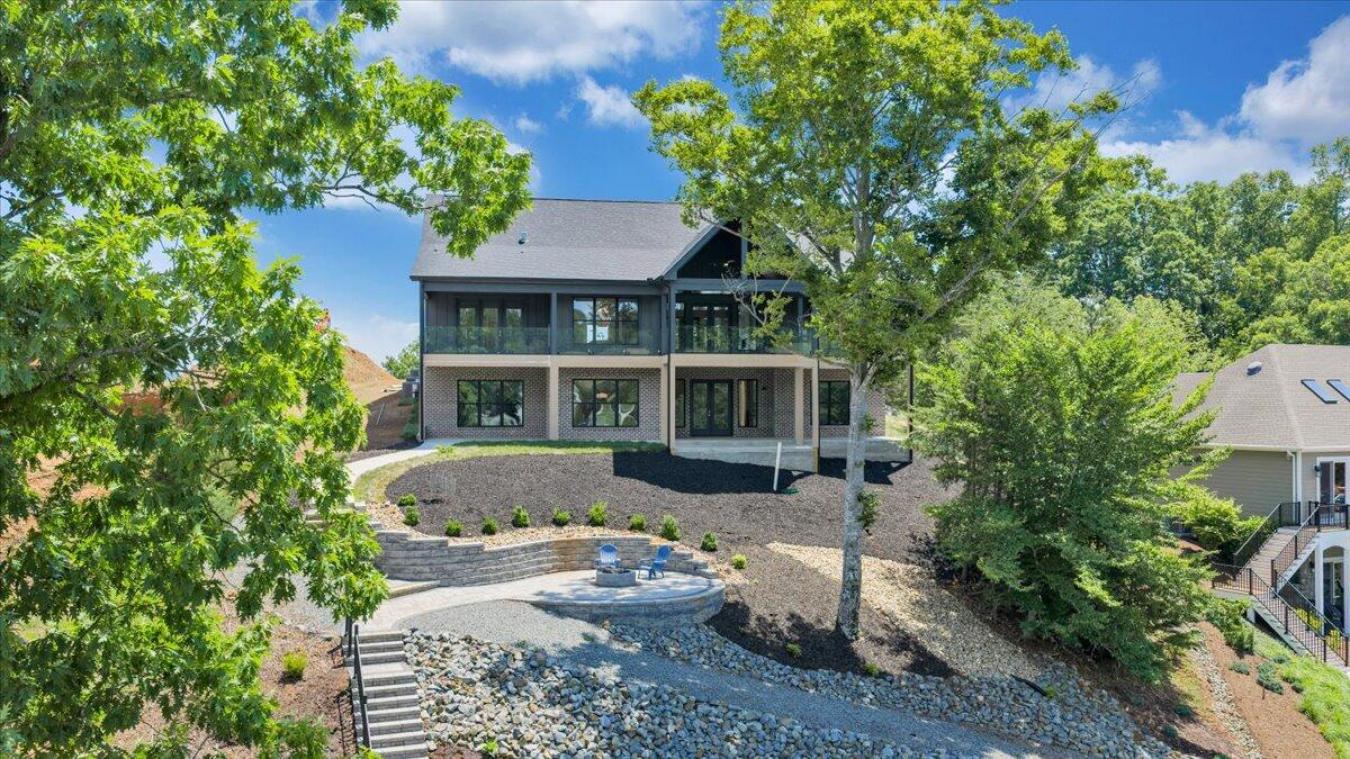 775 Compass Cove, Moneta, Franklin County, 24121, United States, 5 Bedrooms Bedrooms, ,5 BathroomsBathrooms,Residential,For Sale,775 Compass Cove,927232