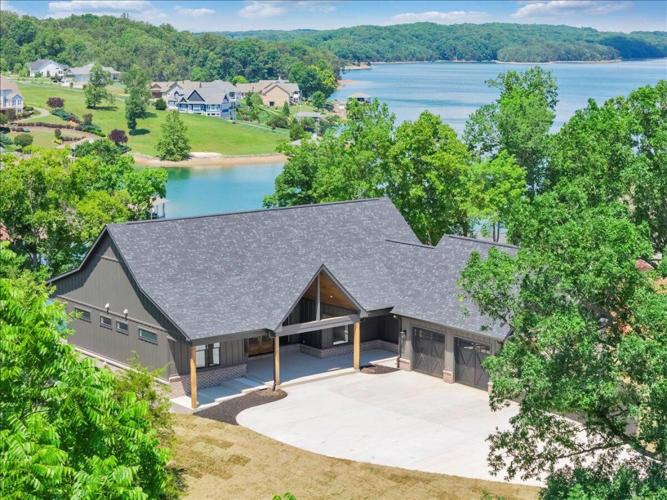 775 Compass Cove, Moneta, Franklin County, 24121, United States, 5 Bedrooms Bedrooms, ,5 BathroomsBathrooms,Residential,For Sale,775 Compass Cove,927232