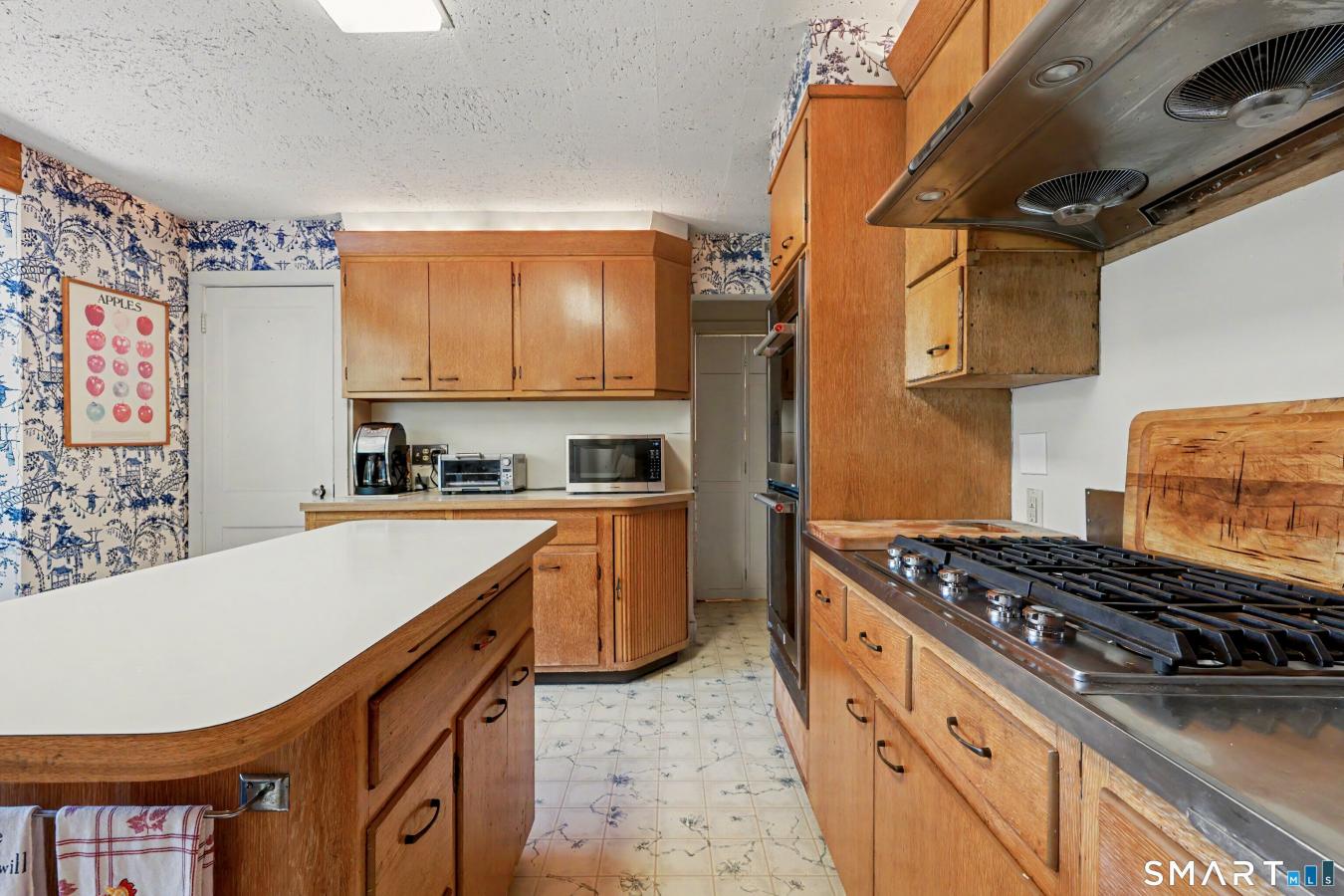 406 Harbor Road, Fairfield, CT, 06890, United States, 5 Bedrooms Bedrooms, ,4 BathroomsBathrooms,Residential,For Sale,406 Harbor Road,227822
