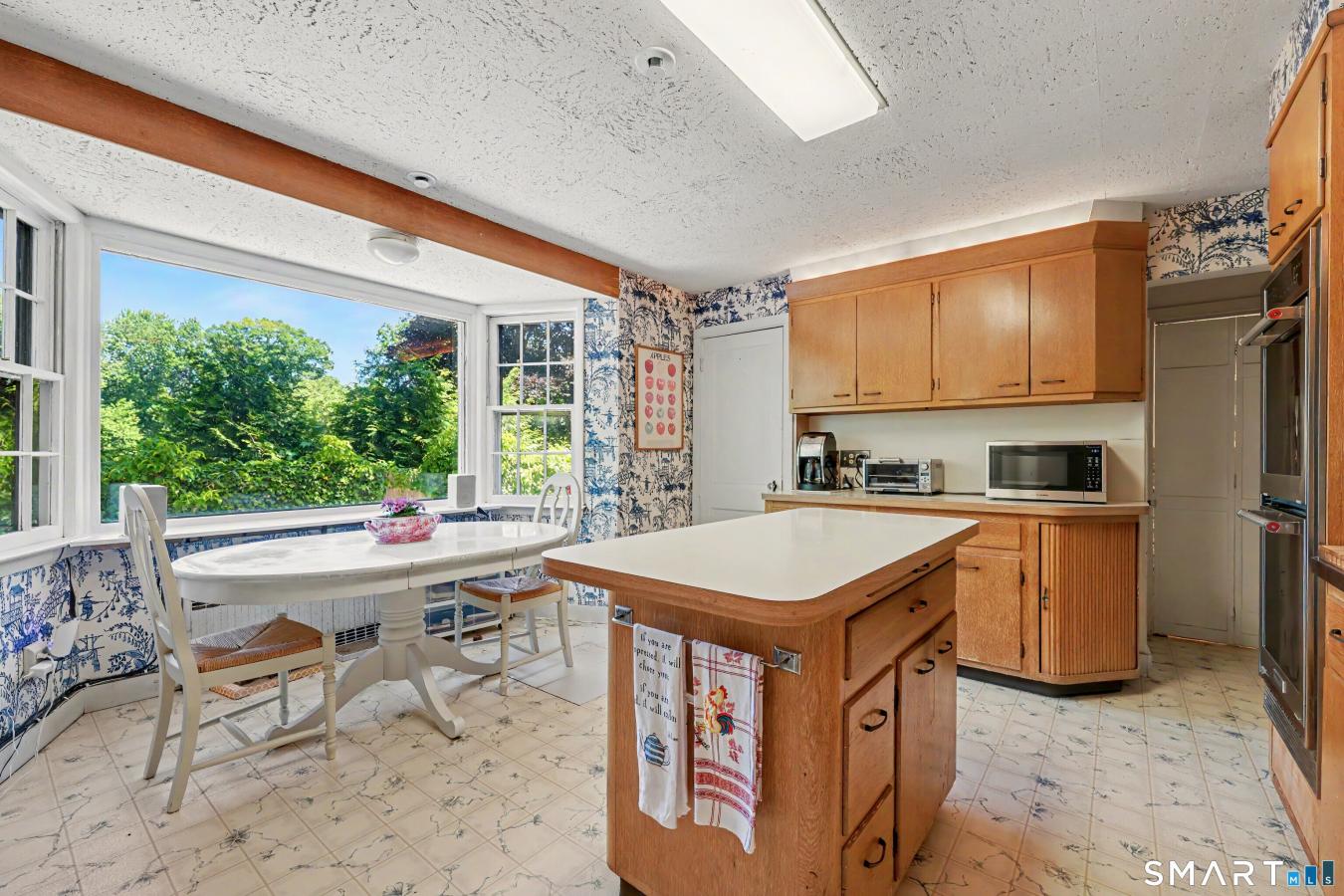 406 Harbor Road, Fairfield, CT, 06890, United States, 5 Bedrooms Bedrooms, ,4 BathroomsBathrooms,Residential,For Sale,406 Harbor Road,227822