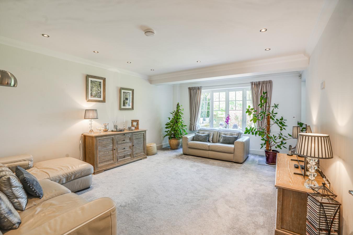 The Copse, Warlingham, Surrey, CR6 9ER, United Kingdom, 5 Bedrooms Bedrooms, ,4 BathroomsBathrooms,Residential,For Sale,The Copse,227825