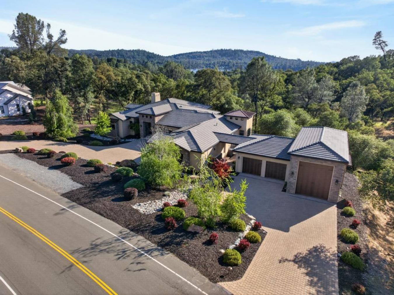23310 Darkhorse Drive, Auburn, Nevada, 95602, United States, 4 Bedrooms Bedrooms, ,3 BathroomsBathrooms,Residential,For Sale,23310 Darkhorse Drive,226065875