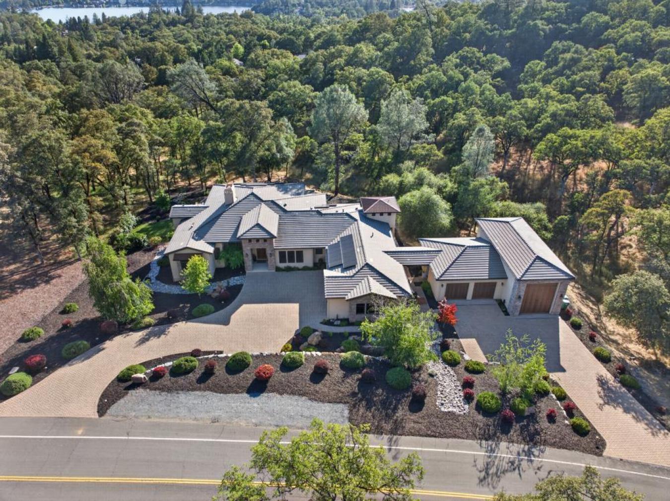23310 Darkhorse Drive, Auburn, Nevada, 95602, United States, 4 Bedrooms Bedrooms, ,3 BathroomsBathrooms,Residential,For Sale,23310 Darkhorse Drive,226065875