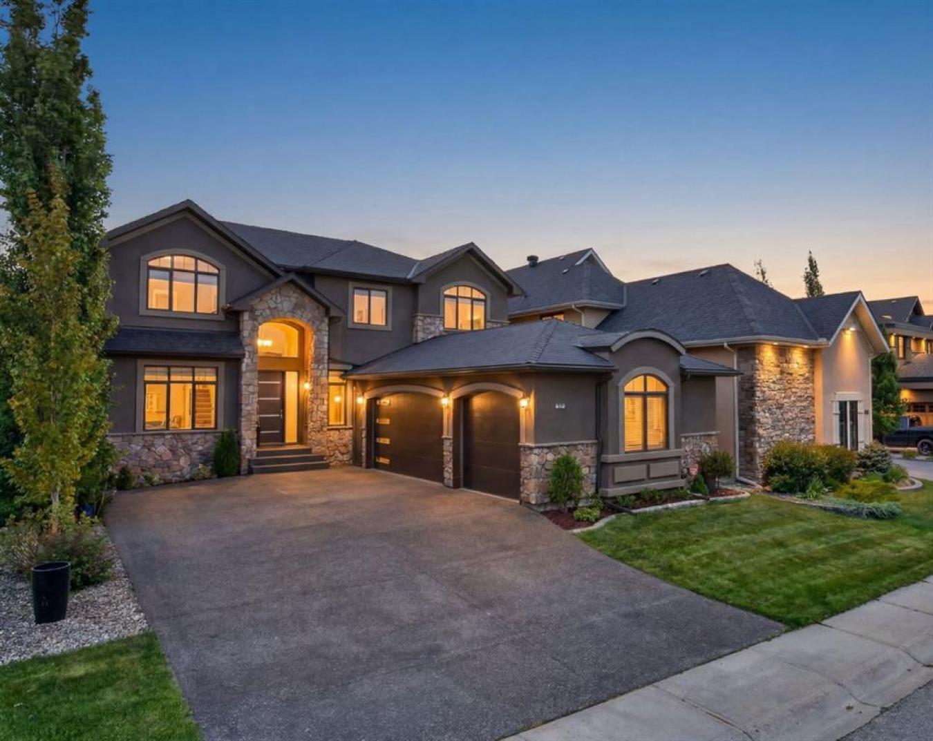 32 Aspen Meadows Manor SW, Calgary, Calgary, T3H5Z6, Canada, 6 Bedrooms Bedrooms, ,5 BathroomsBathrooms,Residential,For Sale,32 Aspen Meadows Manor SW,A2317801