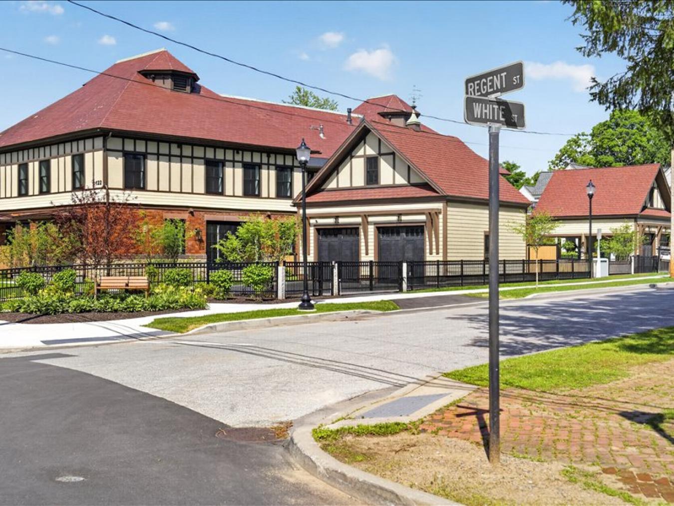 122 Regent Street, Saratoga Springs, NY, 12866, United States, 3 Bedrooms Bedrooms, ,2 BathroomsBathrooms,Residential,For Sale,122 Regent Street,202522637