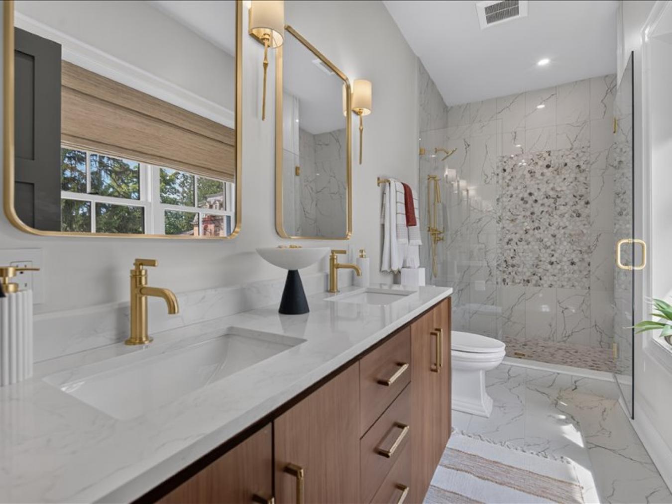 122 Regent Street, Saratoga Springs, NY, 12866, United States, 3 Bedrooms Bedrooms, ,2 BathroomsBathrooms,Residential,For Sale,122 Regent Street,202522637