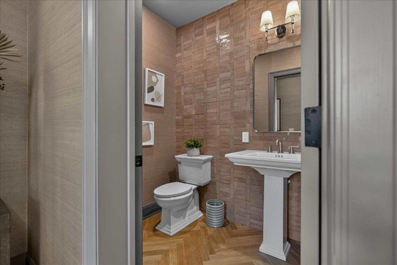 122 Regent Street, Saratoga Springs, NY, 12866, United States, 3 Bedrooms Bedrooms, ,2 BathroomsBathrooms,Residential,For Sale,122 Regent Street,202522637