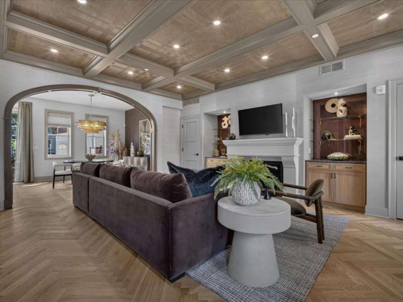 122 Regent Street, Saratoga Springs, NY, 12866, United States, 3 Bedrooms Bedrooms, ,2 BathroomsBathrooms,Residential,For Sale,122 Regent Street,202522637