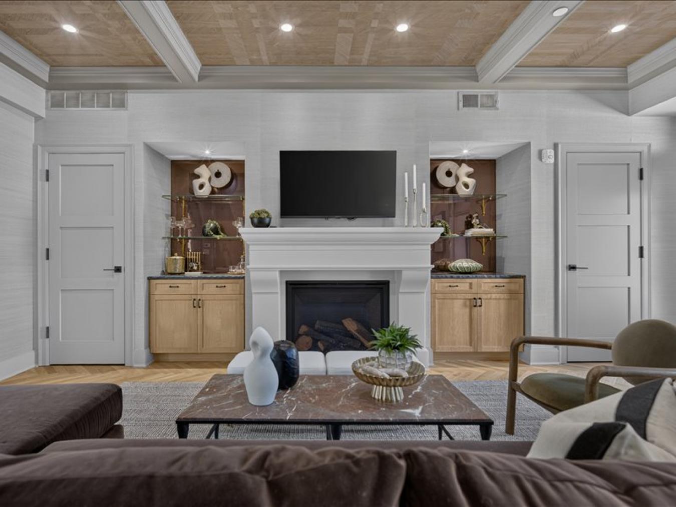 122 Regent Street, Saratoga Springs, NY, 12866, United States, 3 Bedrooms Bedrooms, ,2 BathroomsBathrooms,Residential,For Sale,122 Regent Street,202522637