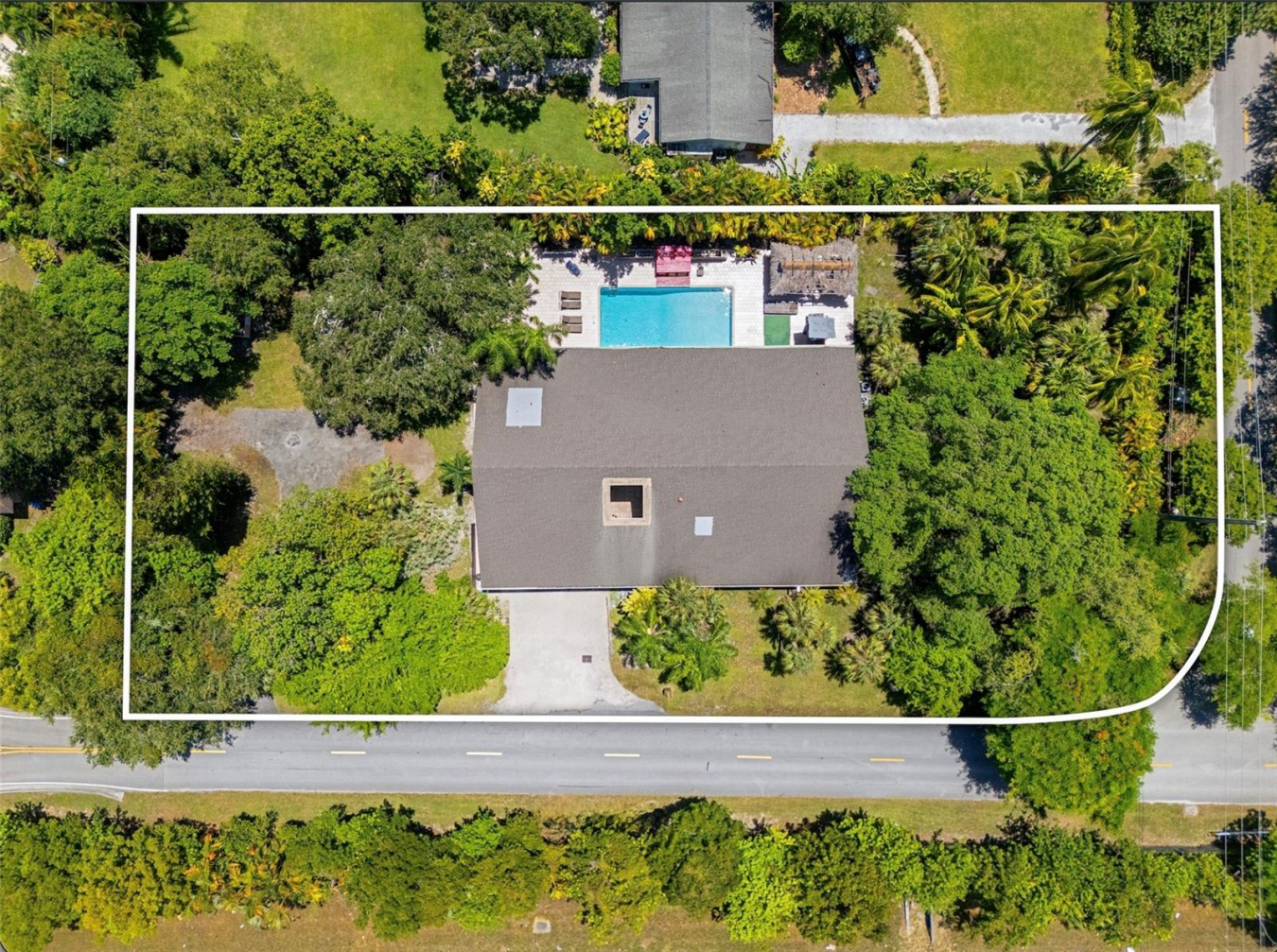 7997 SW 76 Avenue, Miami, Miami Dade, 33143, United States, 6 Bedrooms Bedrooms, ,4 BathroomsBathrooms,Residential,For Sale,7997 SW 76 Avenue,A11993465