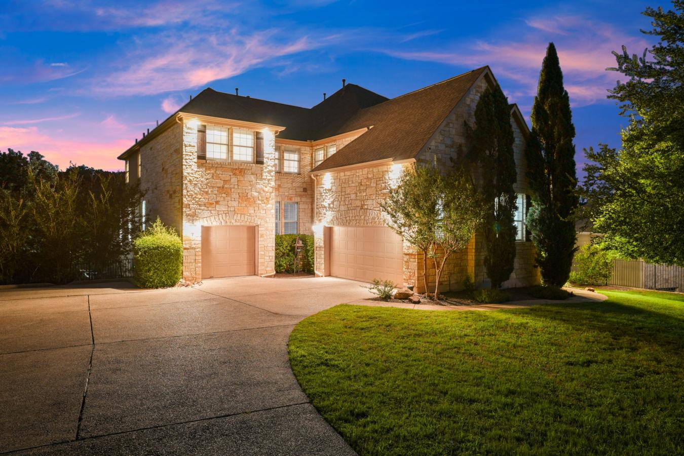 121 Burgess Lane, Austin, Travis, 78738, United States, 5 Bedrooms Bedrooms, ,4 BathroomsBathrooms,Residential,For Sale,121 Burgess Lane,5570250