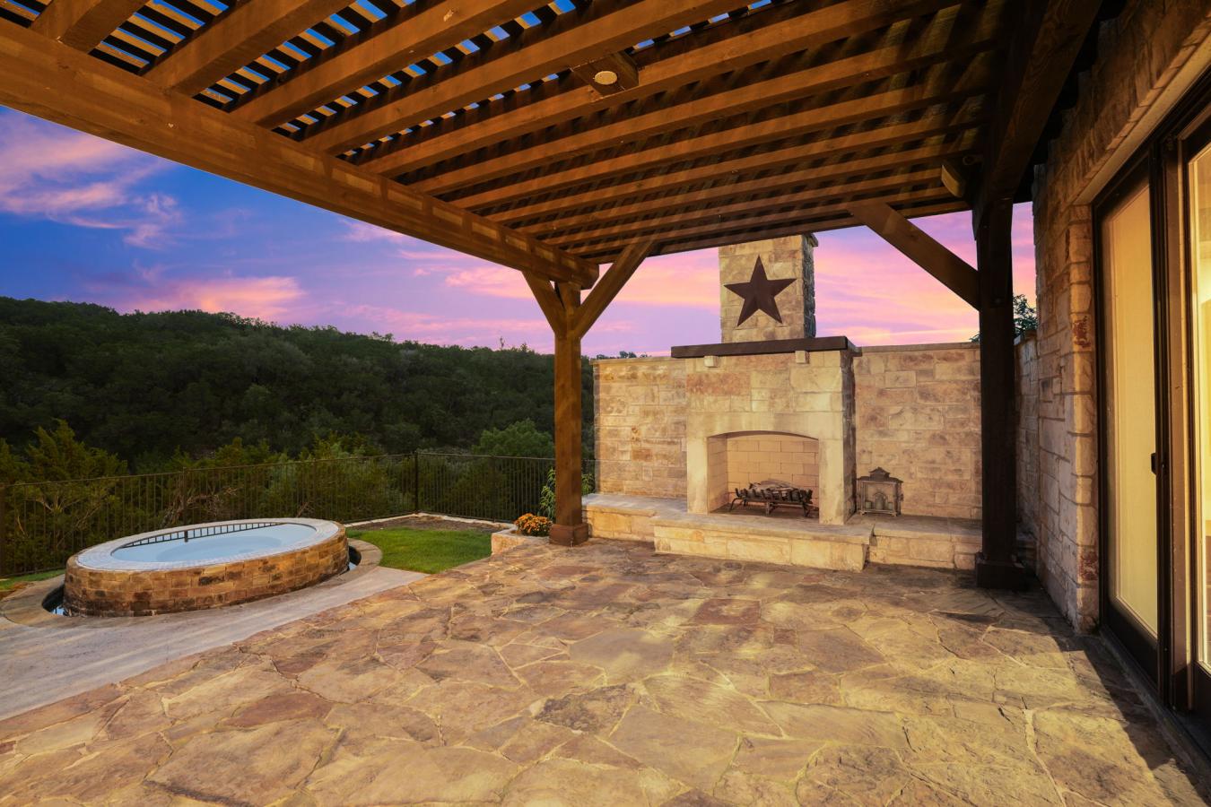 121 Burgess Lane, Austin, Travis, 78738, United States, 5 Bedrooms Bedrooms, ,4 BathroomsBathrooms,Residential,For Sale,121 Burgess Lane,5570250