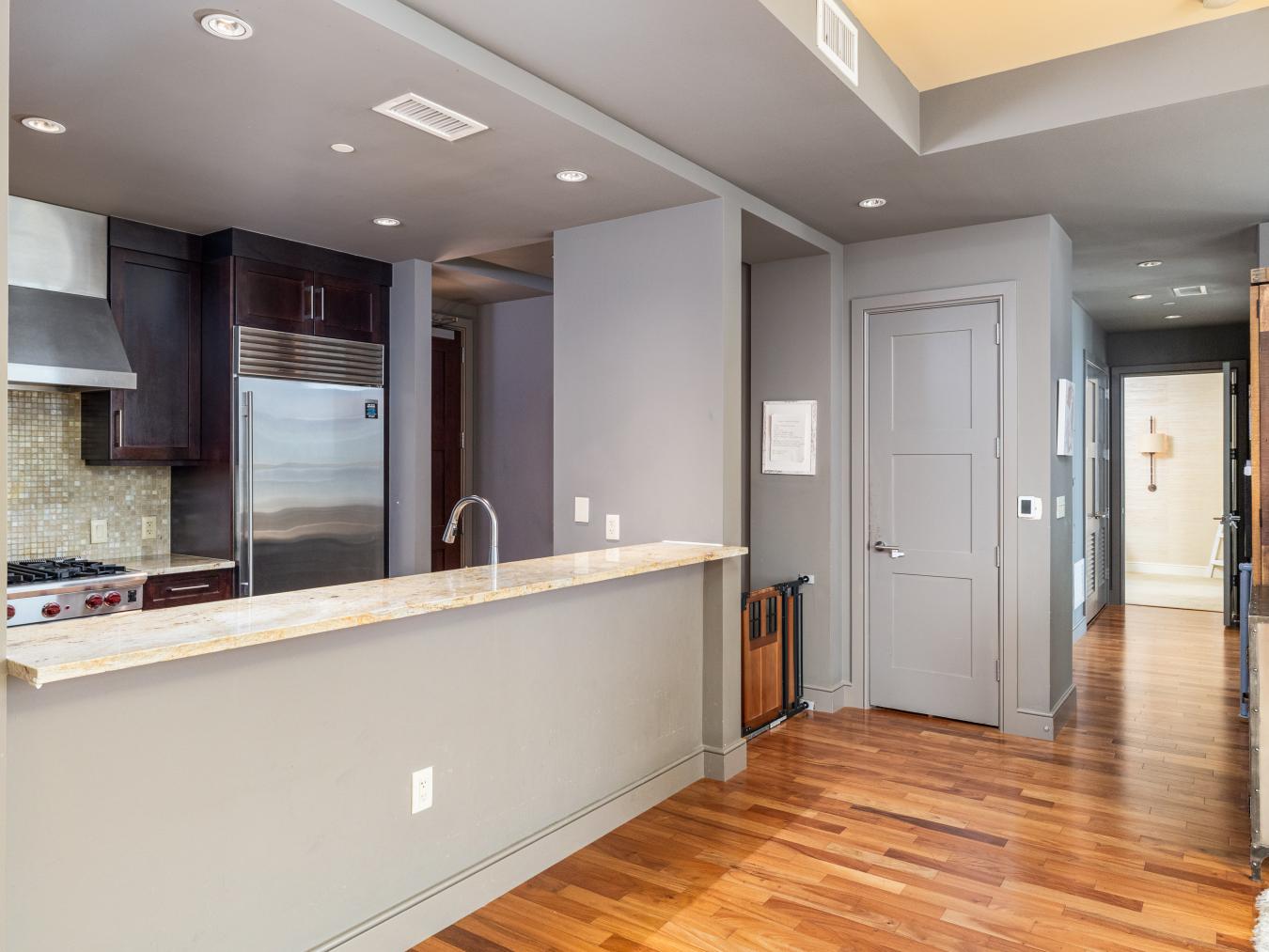 98 San Jacinto Boulevard, Austin, Travis, 78701, United States, 1 Bedroom Bedrooms, ,1 BathroomBathrooms,Residential,For Sale,98 San Jacinto Boulevard,9718821