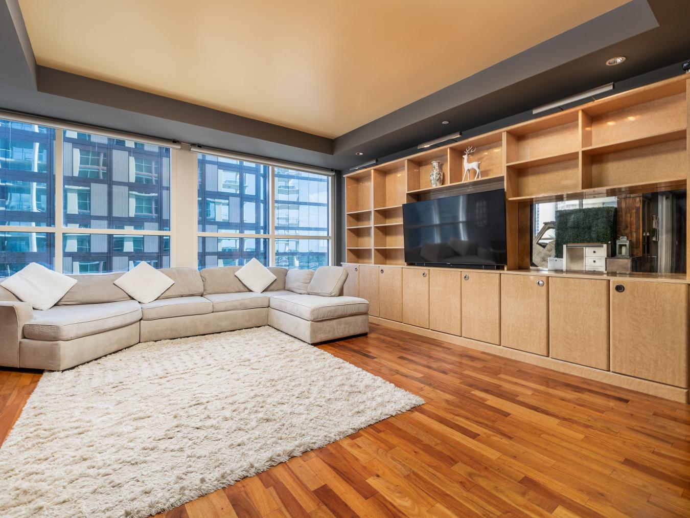 98 San Jacinto Boulevard, Austin, Travis, 78701, United States, 1 Bedroom Bedrooms, ,1 BathroomBathrooms,Residential,For Sale,98 San Jacinto Boulevard,9718821