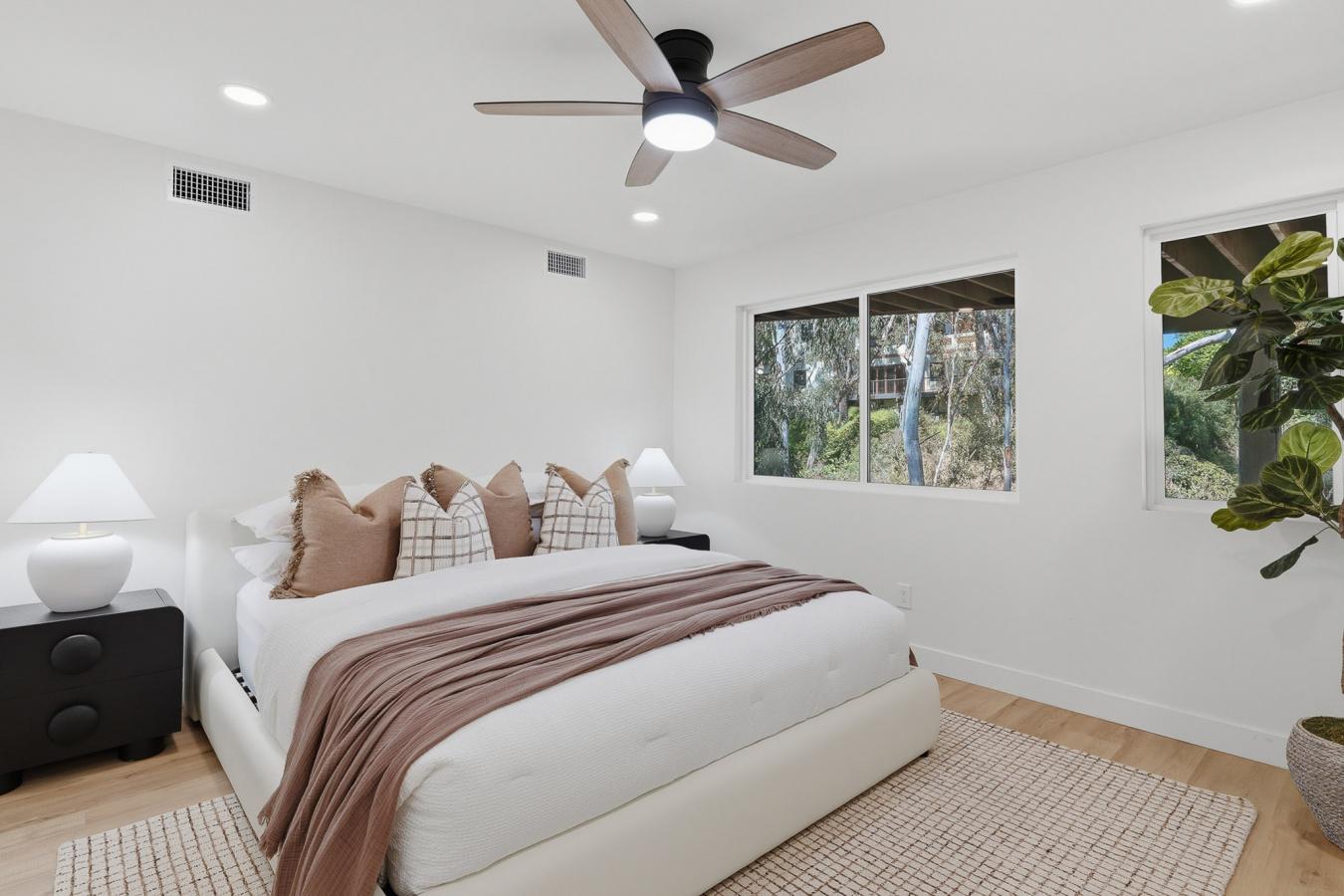 4170 Ingalls Street, San Diego, San Diego County, 92103, United States, 3 Bedrooms Bedrooms, ,3 BathroomsBathrooms,Residential,For Sale,4170 Ingalls Street,228137