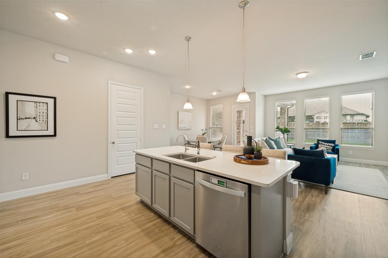 Welcome to 809 Cromwell Drive, a beautifully maintained HistoryMaker H – image 13