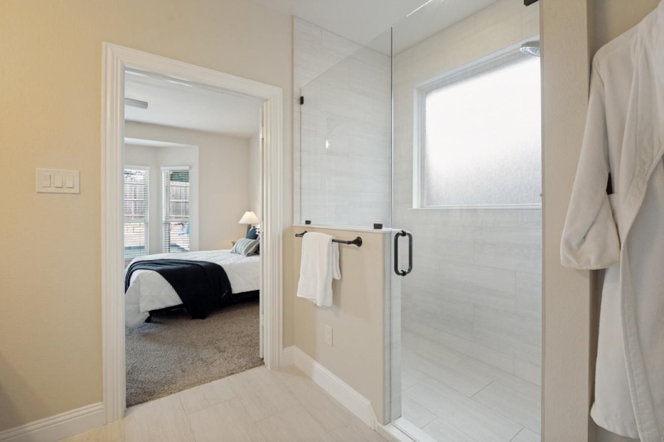 Gorgeous 2016-built single-family home located on a desirable corner l – image 19