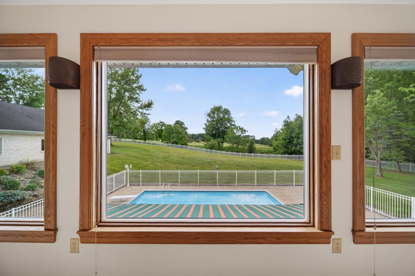 16045 State Highway 86, Meadville, Crawford, 16335, United States, 5 Bedrooms Bedrooms, ,4 BathroomsBathrooms,Residential,For Sale,16045 State Highway 86,191548