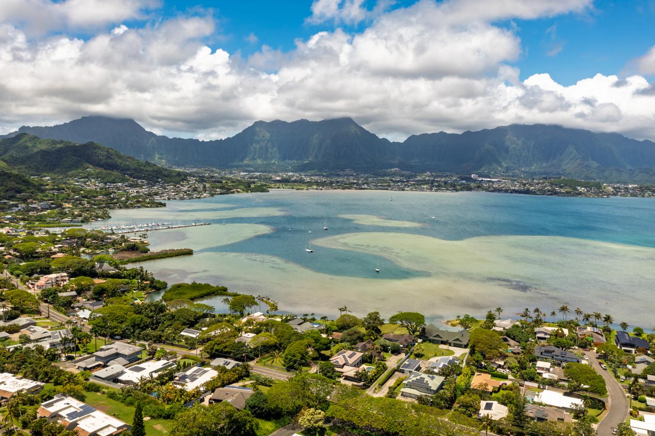 A rare opportunity to create a legacy waterfront estate on one of Kane – image 2