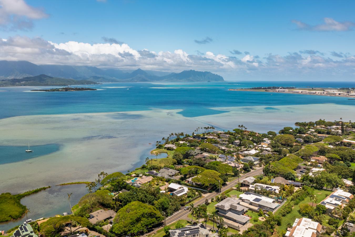 A rare opportunity to create a legacy waterfront estate on one of Kane – image 4