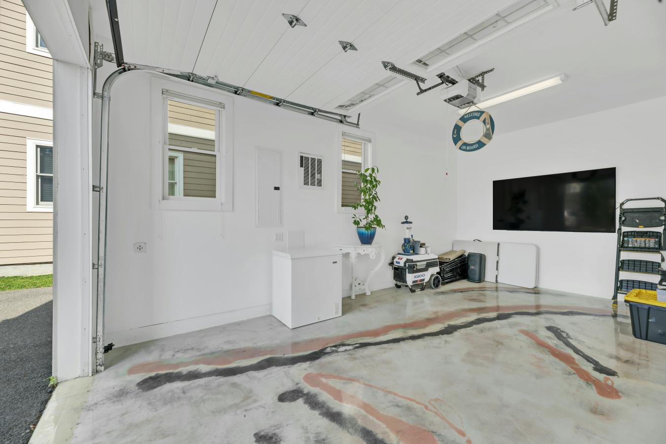 51 Island Point, City Island, NY, 10464, United States, 3 Bedrooms Bedrooms, ,3 BathroomsBathrooms,Residential,For Sale,51 Island Point,228233