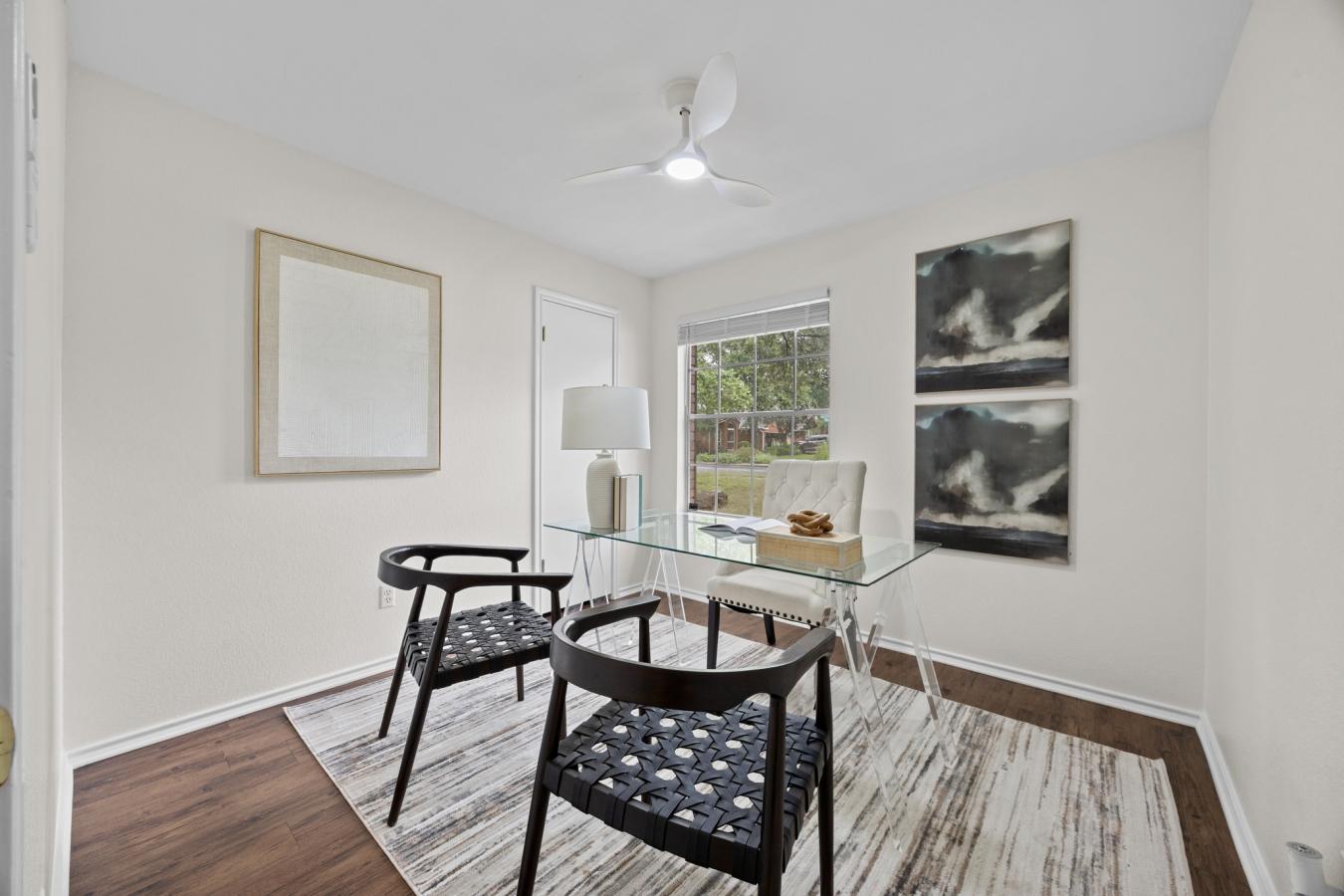 Welcome to this beautifully maintained home nestled in the highly soug – image 6