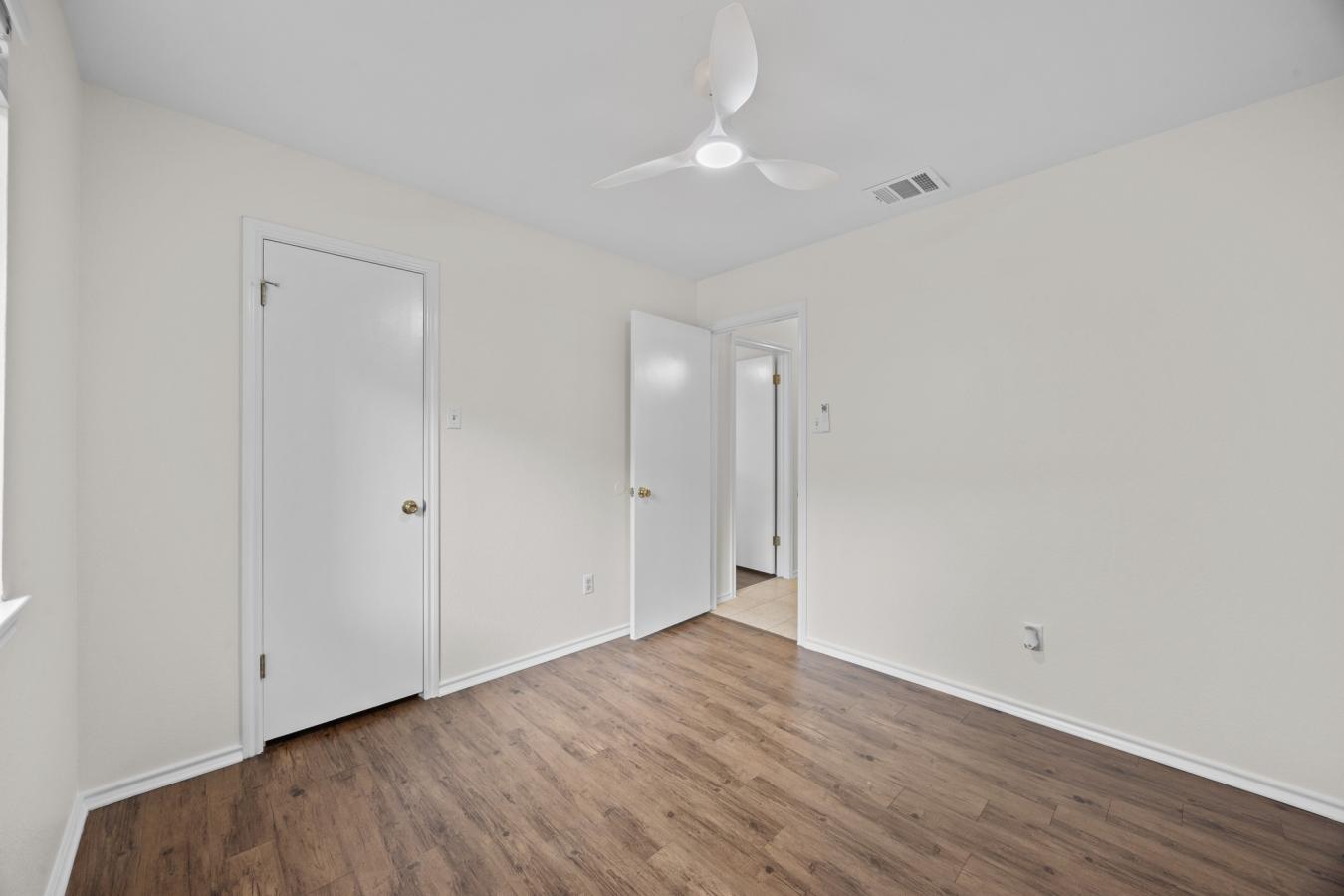 Welcome to this beautifully maintained home nestled in the highly soug – image 9