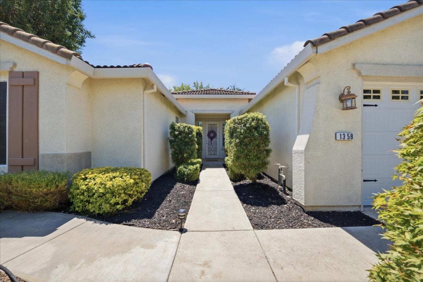 1358 Table Mountain Drive, Plumas Lake, Yuba, 95961, United States, 3 Bedrooms Bedrooms, ,2 BathroomsBathrooms,Residential,For Sale,1358 Table Mountain Drive,226074451