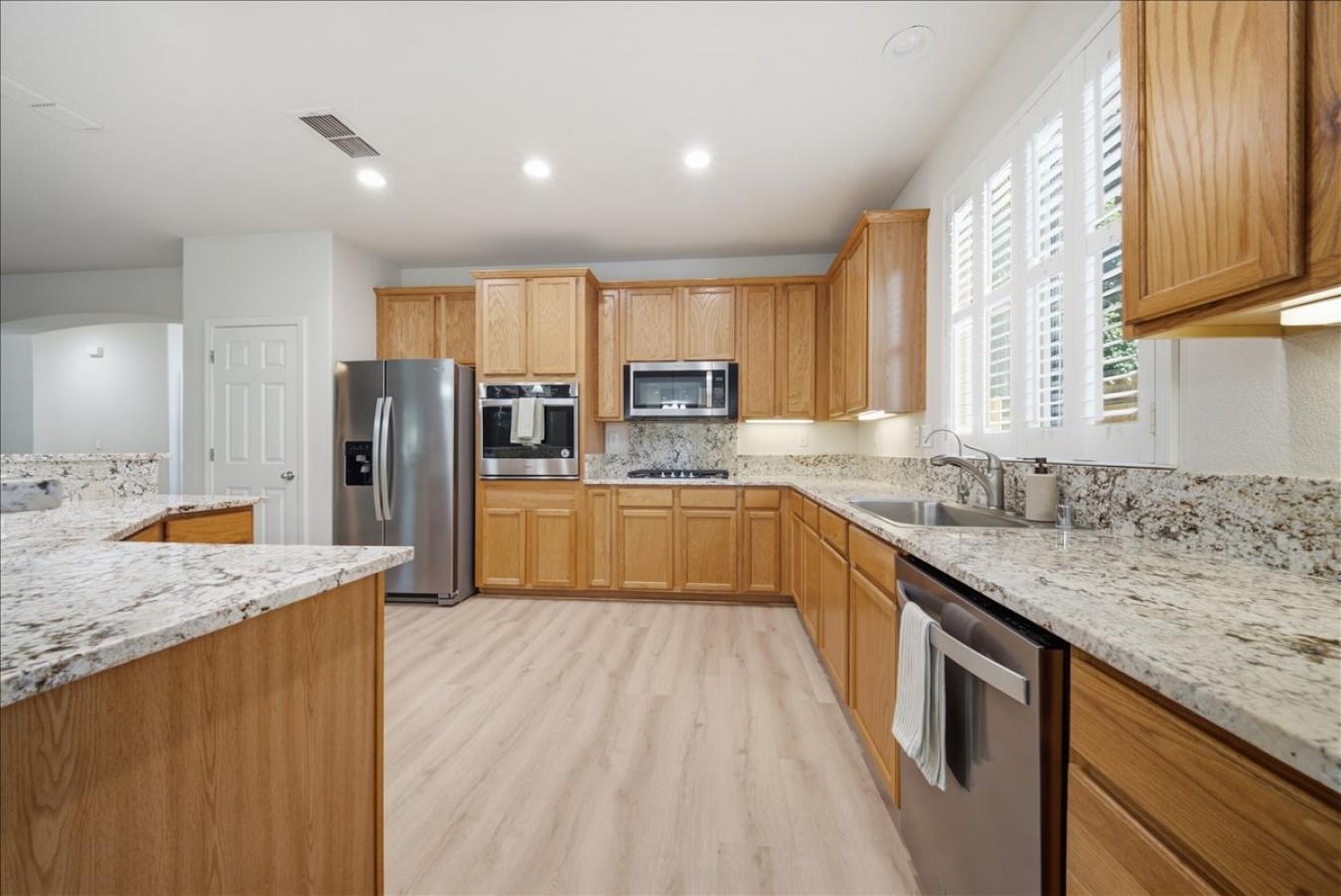 1358 Table Mountain Drive, Plumas Lake, Yuba, 95961, United States, 3 Bedrooms Bedrooms, ,2 BathroomsBathrooms,Residential,For Sale,1358 Table Mountain Drive,226074451