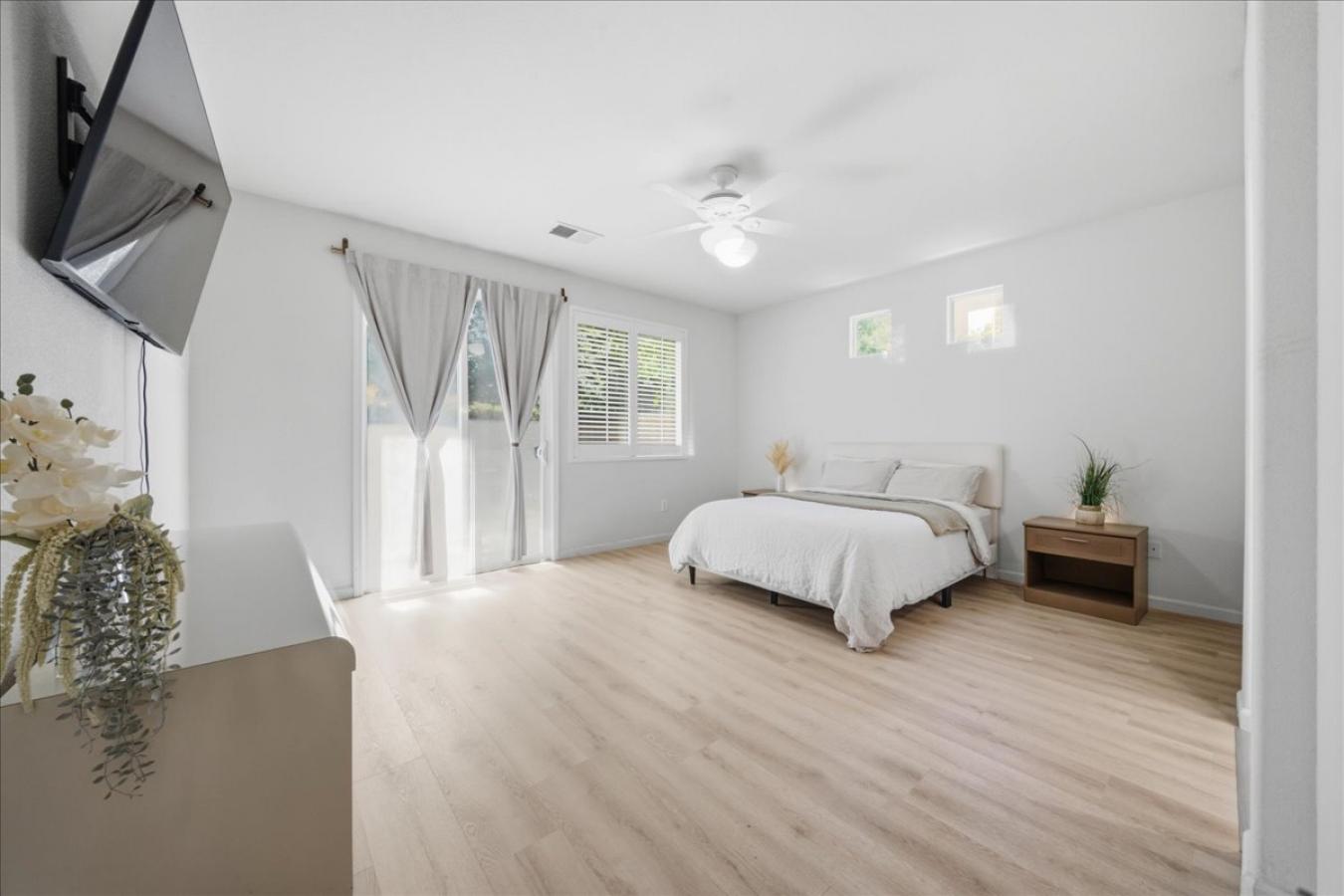 1358 Table Mountain Drive, Plumas Lake, Yuba, 95961, United States, 3 Bedrooms Bedrooms, ,2 BathroomsBathrooms,Residential,For Sale,1358 Table Mountain Drive,226074451