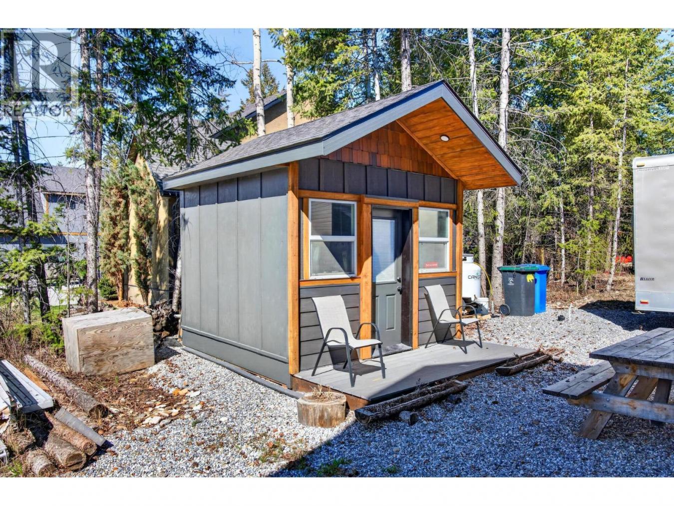 1542 Cedar Street, Golden, BC, V0A1H6, Canada, 3 Bedrooms Bedrooms, ,4 BathroomsBathrooms,Residential,For Sale,1542 Cedar Street,10383136