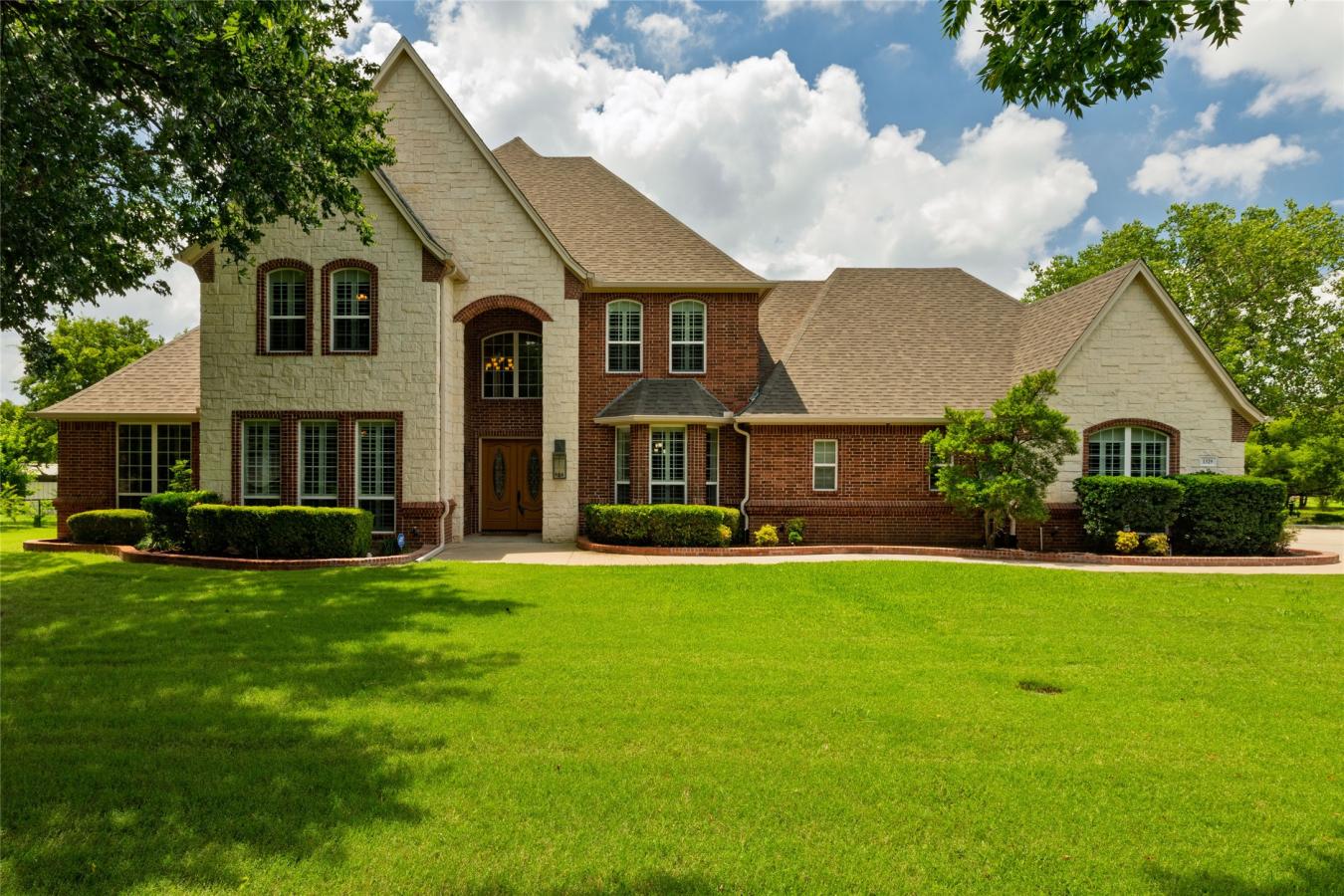 1329 Shady Lane S, Keller, Tarrant, 76248, United States, 4 Bedrooms Bedrooms, ,4 BathroomsBathrooms,Residential,For Sale,1329 Shady Lane S,21291454
