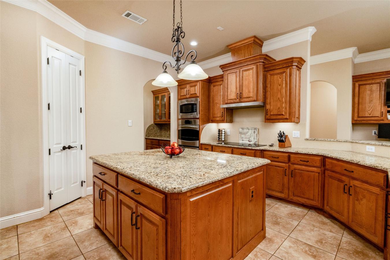 1329 Shady Lane S, Keller, Tarrant, 76248, United States, 4 Bedrooms Bedrooms, ,4 BathroomsBathrooms,Residential,For Sale,1329 Shady Lane S,21291454