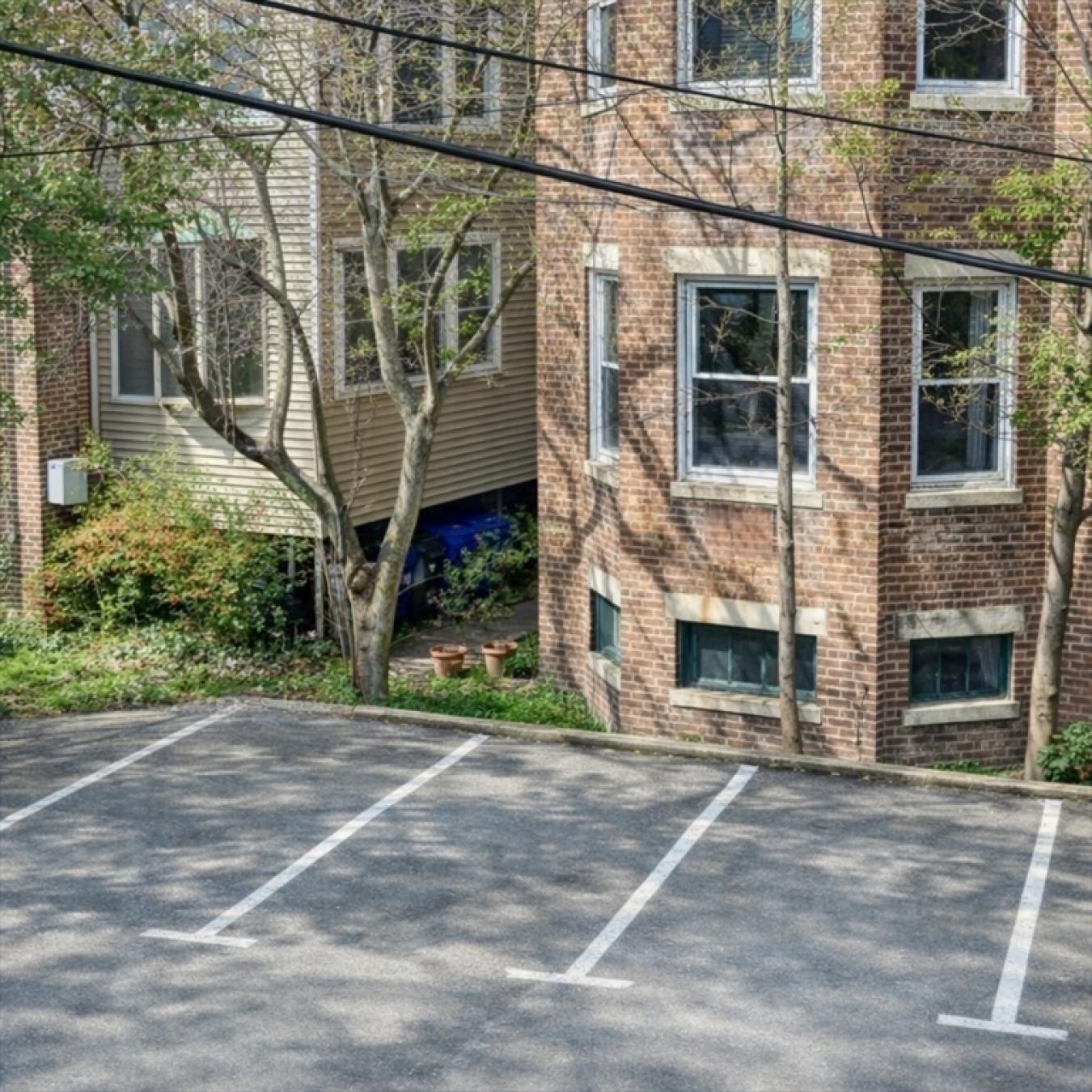 8 Euston Street, Brookline, Norfolk, 02446, United States, ,Residential,For Sale,8 Euston Street,228288