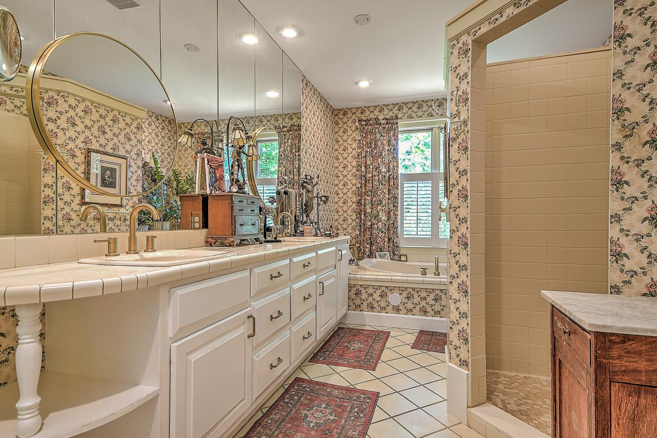850 Belleaire Lane, Bristol, VA, 24201, United States, 4 Bedrooms Bedrooms, ,2 BathroomsBathrooms,Residential,For Sale,850 Belleaire Lane,9997145