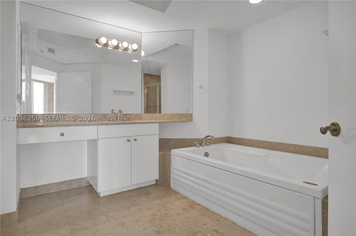 4779 Collins Ave, Miami Beach, FL, 33140, United States, 1 Bedroom Bedrooms, ,2 BathroomsBathrooms,Residential,For Sale,4779 Collins Ave,228303