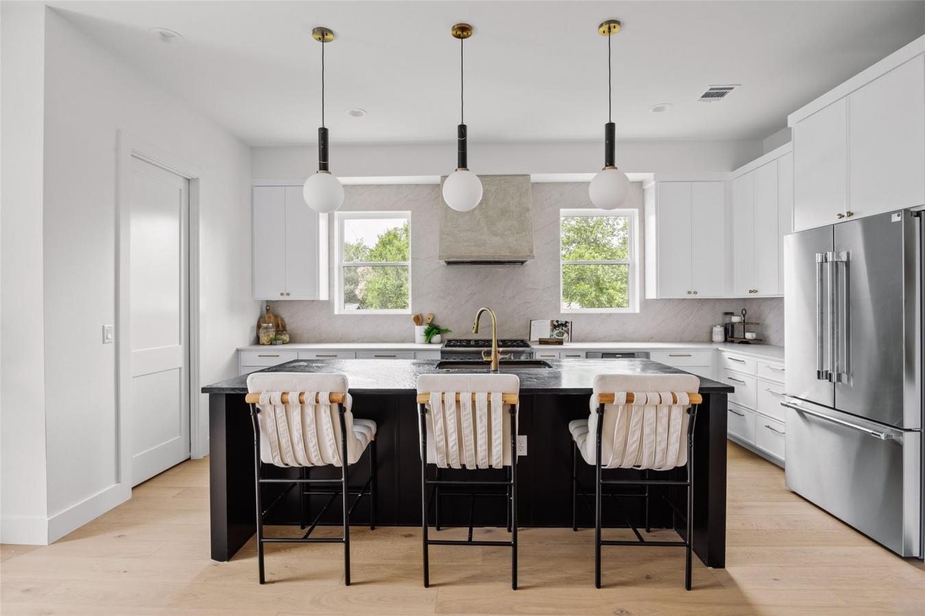 5104 Stone Gate Drive, Austin, Travis, 78721, United States, ,Residential,For Sale,5104 Stone Gate Drive,228311