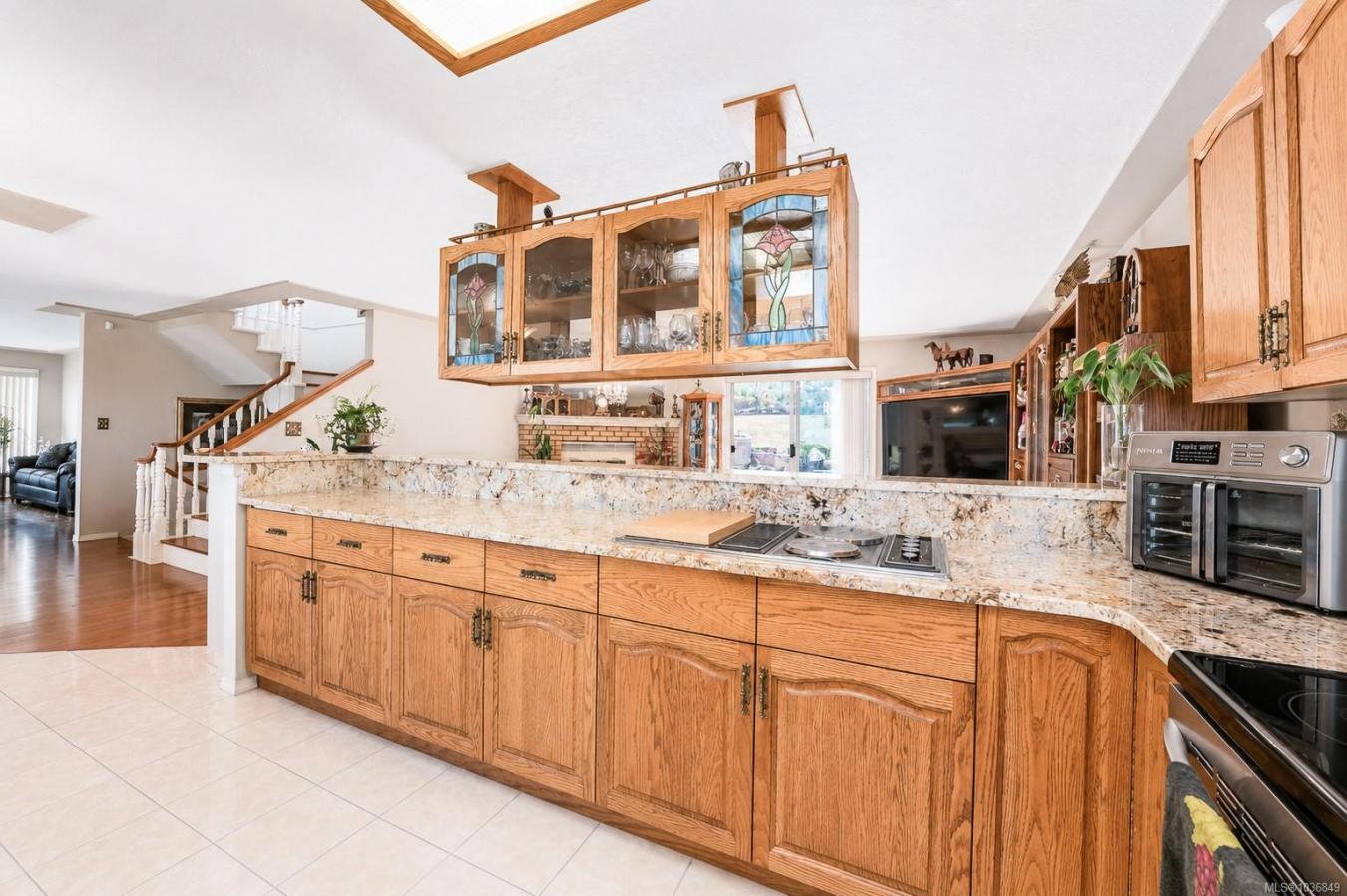 5200 Polson Terrace, Saanich, Saanich, V8Y 2C6, Canada, 5 Bedrooms Bedrooms, ,4 BathroomsBathrooms,Residential,For Sale,5200 Polson Terrace,1036849