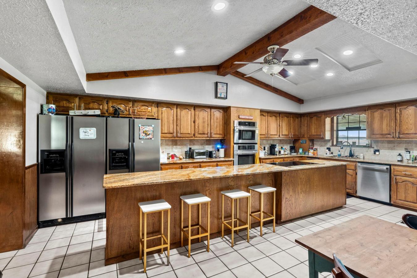 3345 E Austin Street, Giddings, Lee, 78942, United States, 7 Bedrooms Bedrooms, ,5 BathroomsBathrooms,Residential,For Sale,3345 E Austin Street,5657010