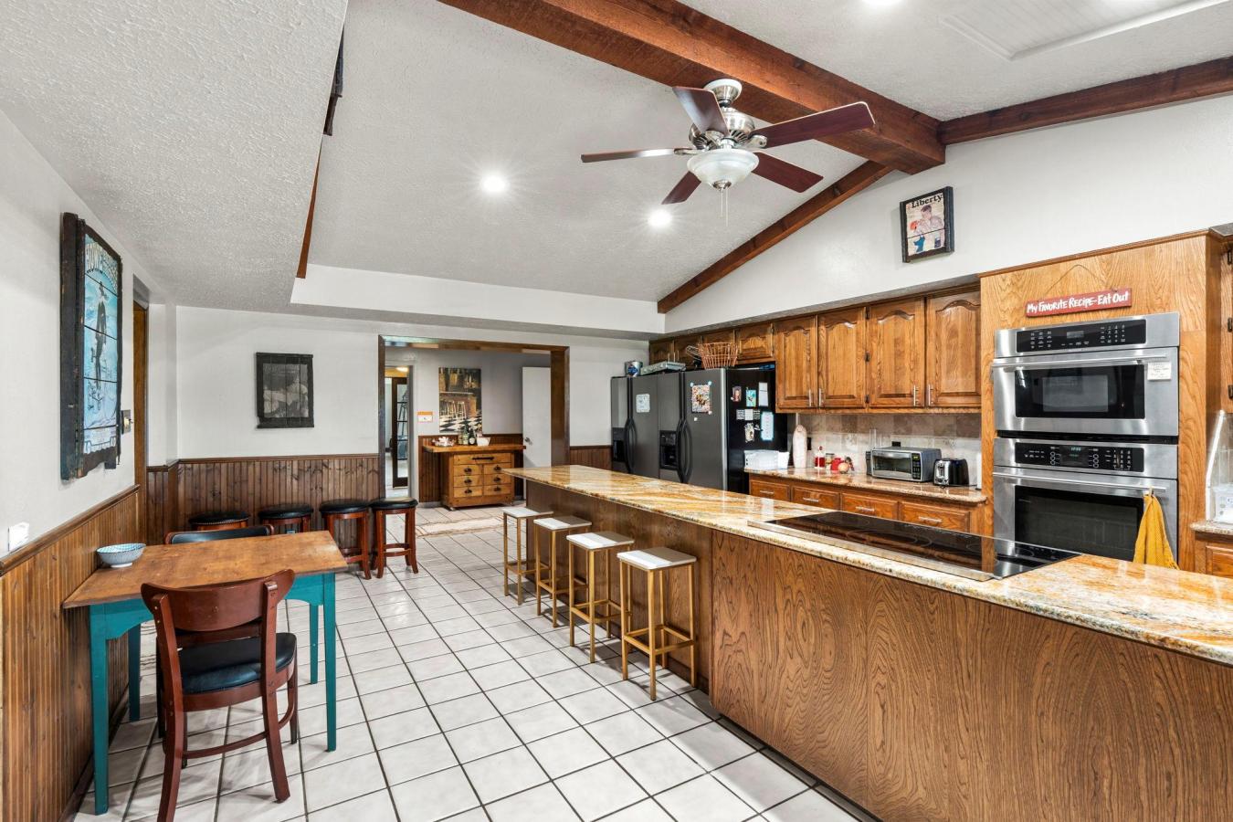 3345 E Austin Street, Giddings, Lee, 78942, United States, 7 Bedrooms Bedrooms, ,5 BathroomsBathrooms,Residential,For Sale,3345 E Austin Street,5657010